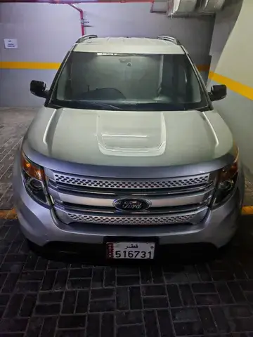 ford explorer image Ford Explorer XLT 2013